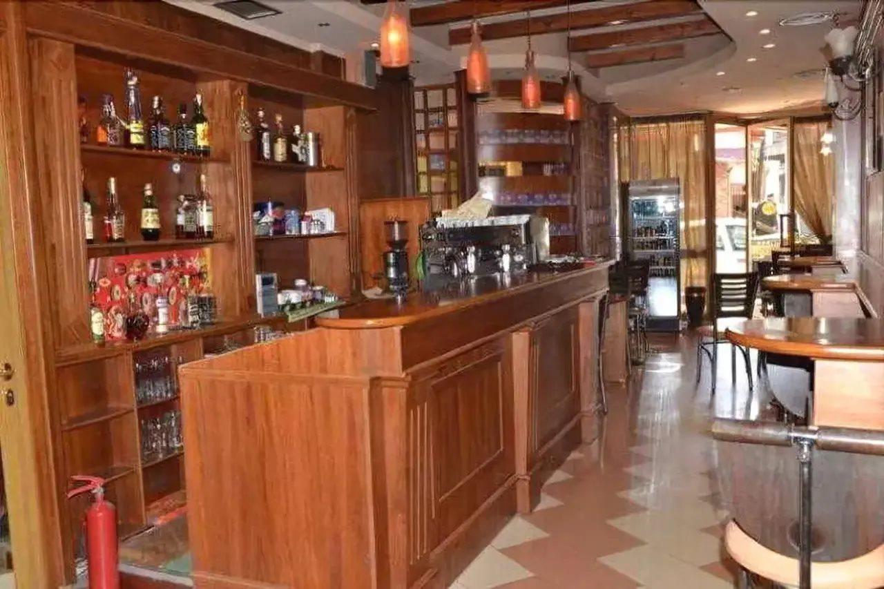 Lugano Hotel Tiranë Eksteriør bilde