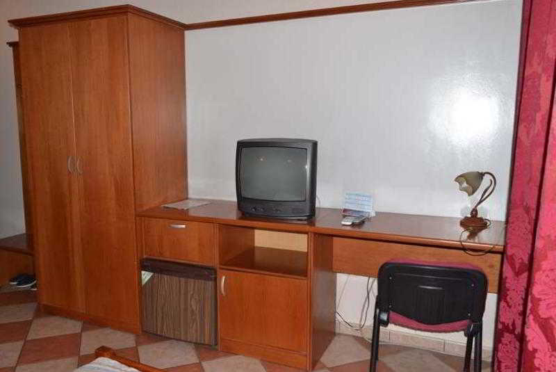 Lugano Hotel Tiranë Eksteriør bilde